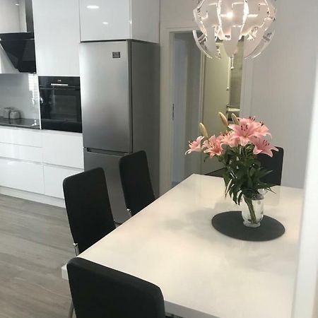 Apartments Holiday Baška Voda Zewnętrze zdjęcie