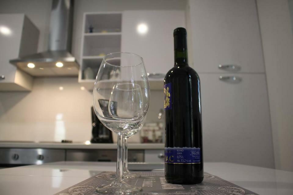 Apartments Holiday Baška Voda Zewnętrze zdjęcie