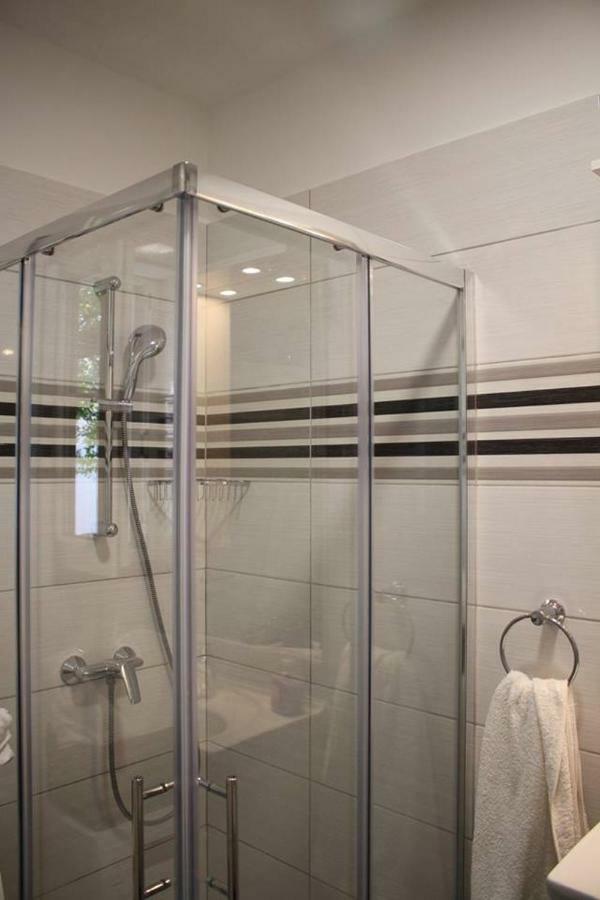 Apartments Holiday Baška Voda Zewnętrze zdjęcie