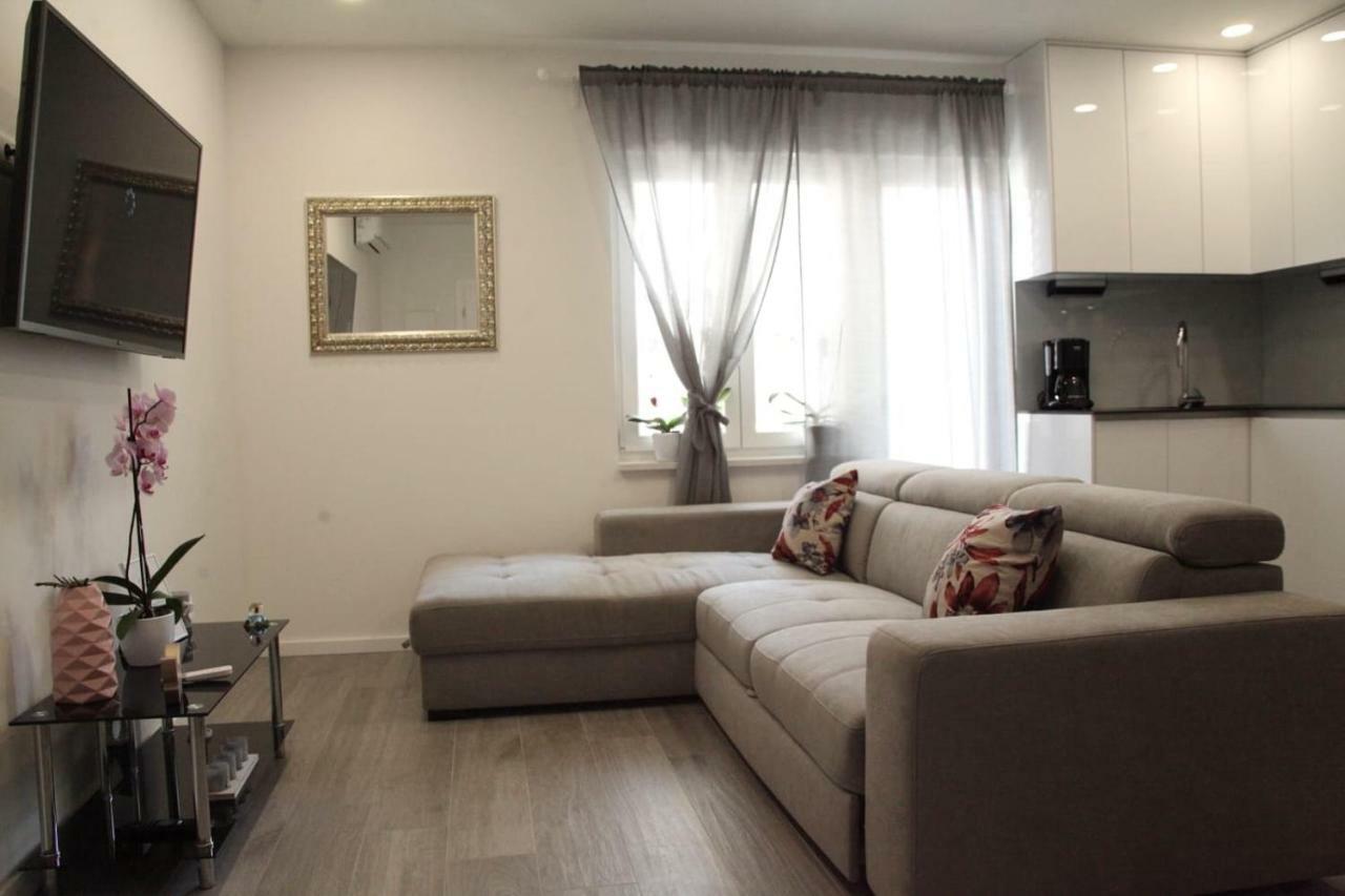 Apartments Holiday Baška Voda Zewnętrze zdjęcie