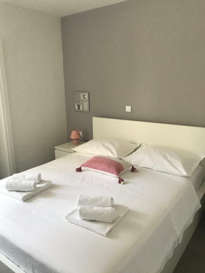 Apartments Holiday Baška Voda Zewnętrze zdjęcie